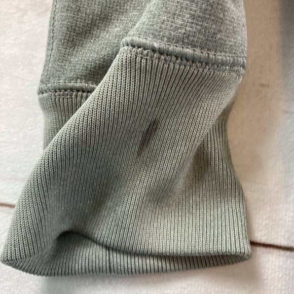 Nike Boys Grey Therma Fit 81 Hoodie Pullover Sweatshirt Size Small - Picture 6 of 8